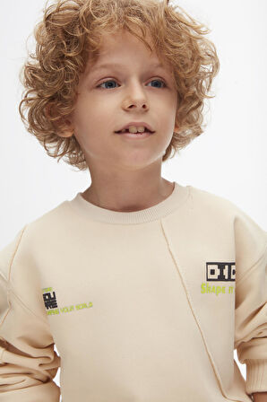 Nk Erkek Çocuk Digi Sweatshirt 4-8 Yaş Krem