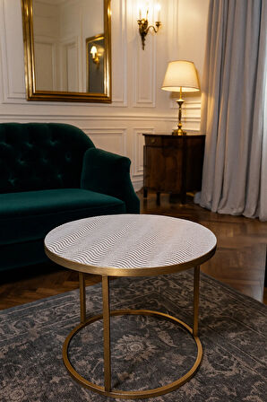 Dekoratif Yuvarlak Beyaz Sehpa Masa Örtüsü – PVC, Dantel Desen, Paralel Çizgili