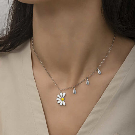 925 Ayar Gümüş Papatya Seviyor Sevmiyor Kadın Gümüş Kolye