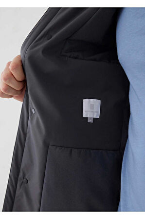 Liaker Antrasit Renk Kapüşonlu Yağmurluk