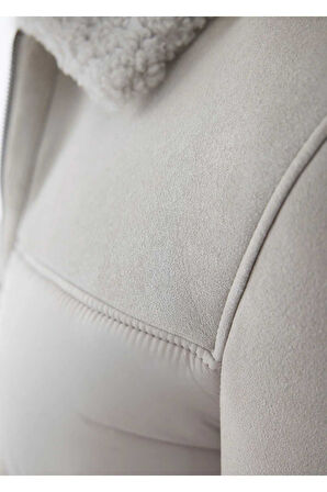 Larton Açık Bej Renk Kürklü Süet Mont