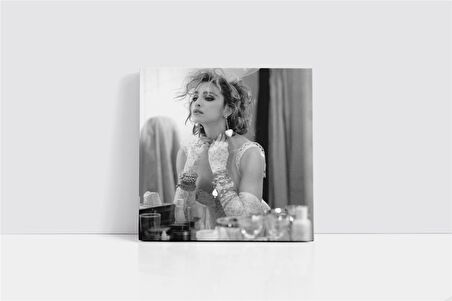 Siyah Beyaz Madonna Kanvas Tablo