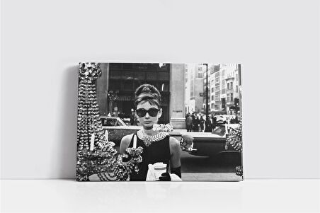 Siyah Beyaz Audrey Hepburn Kanvas Tablo