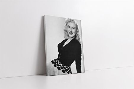 Marliyn Monroe Siyah Kıyafetiyle Kanvas Tablo