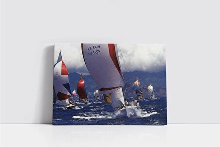 Yarışan Yelkenliler Kanvas Tablo