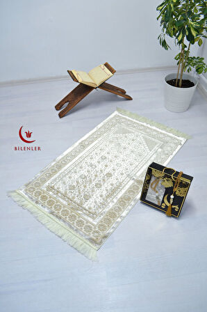 Özel Kutulu Hediyelik Lüks Kadife Dokuma Seccade ve Kristal Tesbih Seti