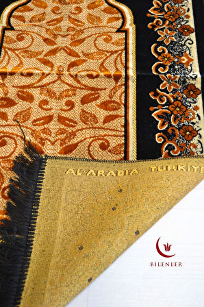 Kadife Seccade - 70x110 cm - Kalın ve Yumuşak Doku - Şık,Konforlu Seccade