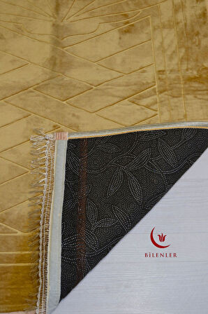 Peluş Seccade - 80x120 cm - Ekstra Konforlu - Yumuşak ve Geniş Ölçülü