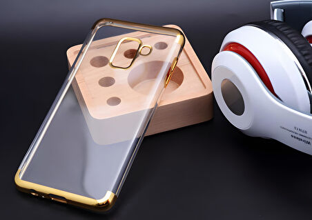 Galaxy A8 Plus 2018 Kılıf Dört Köşeli Lazer Silikon Kılıf