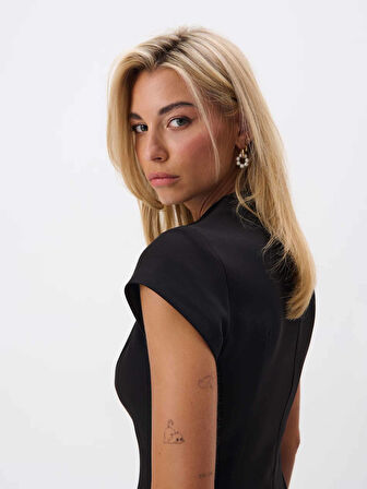 Gokwe Hakim Yaka Kısa Kol Regular Fit Siyah Renk Elbise