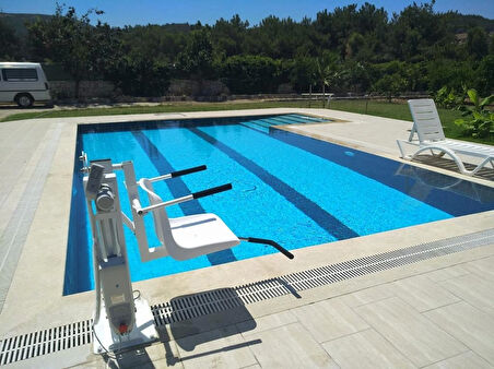 Nart Pool Engelli Havuz Asansörü | Yerli İmalat, Paslanmaz Gövde ve 150 Kg Taşıma Kapasitesi