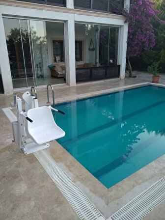 Nart Pool Engelli Havuz Asansörü | Yerli İmalat, Paslanmaz Gövde ve 150 Kg Taşıma Kapasitesi