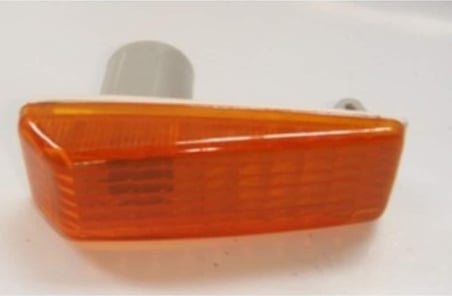 Mercedes W124 E200-200E Çamurluk Sinyali Sinyal Depo 555081491