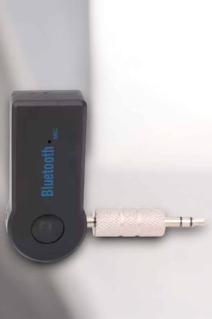 Bluetooth Araç Kiti Aux Çıkışlı Tüm Araçlara Uyumlu