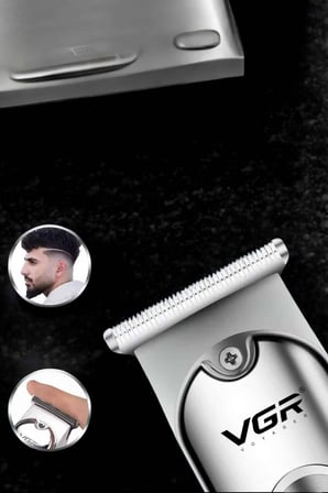 Şarjlı Tıraş Makinesi Paslanmaz Çelik Taraklı 120 Dakika Çalışma Süresi