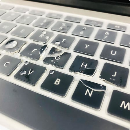 Apple Macbook Air 13.6inç 2024 M3 M2 A3113 A2681 Klavye Koruyucu Transparan Buzlu Silikon Ped