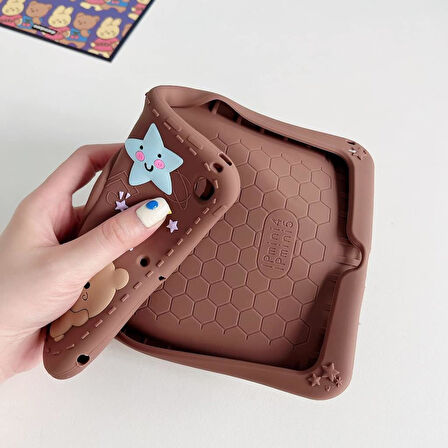 Apple iPad Pro 11 3. Nesil 2021 Kılıf Cute Dolls Standlı Eğlenceli 3D Karekterli Çocuk Kılıfı A2377 A2499 A2301 A2460