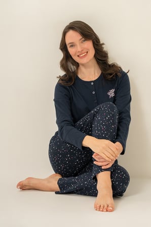 Kadın Lacivert Uzunkol Penye Pijama Takım, Yakası Düğmeli, Cep Detaylı  %50 Pamuk %50 Modal Kumaş