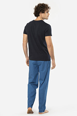 Cacharel V Yaka Kısa Kol T-shirt ve Cepli Ekoseli Alt Pijama Takım