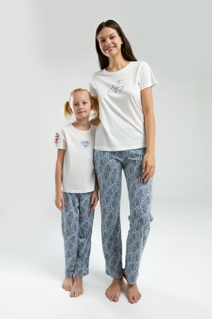 Arnetta Aile Pijama Takım Anne Baba ve çocuk pijamalar ayrı ayrı fiyatlandırılır