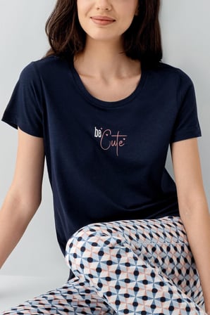 Kadın Cepli Desenli Pijama Takımı %50 Pamuk %50 Modal – Kısa Kollu, Rahat Kalıp