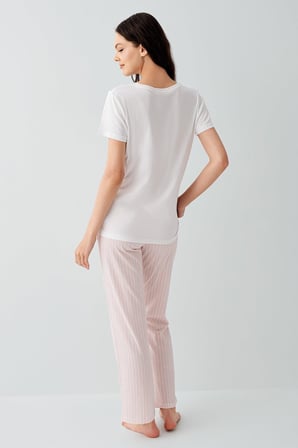 Kadın Yazlık %50 Pamuk %50 Modal Pijama Takımı – Kısa Kollu, Çizgili Alt, Rahat Ev Giyimi