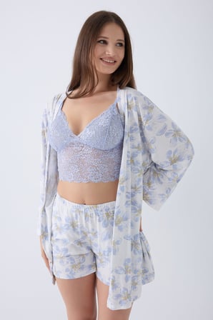 Kadın %50 Pamuk %50 Modal 3’lü Dantelli Şort Pijama & Sabahlık Seti – Hafif, Nefes Alan Ev Giyim Takımı