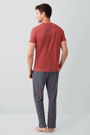Erkek %100 Pamuk Kısa Kollu Pijama Takımı – Cepli Çizgili Alt, Kısakol Üst, Rahat Kalıp