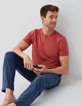 Erkek %100 Pamuk 3’lü Pijama Takımı – Kısa Kollu T-Shirt & Desenli Şort & Pijama Altı