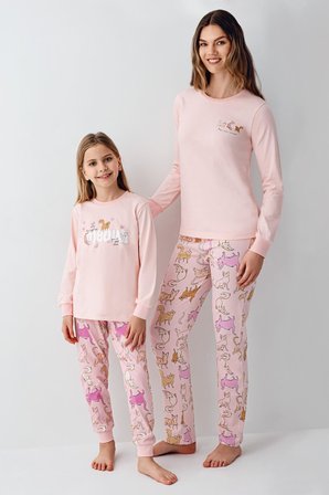 Anne Kız Kedili Pijama Kombini, Anne ve Çocuk Pijamalar Ayrı Ayrı Fiyatlandırılır