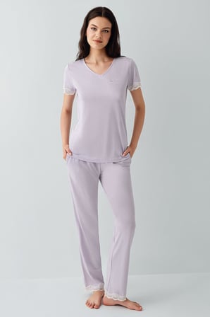 Pierre Cardin Kadın V Yakalı, Cepli, Kol Ve Paça Dantel Detaylı Kutulu Pijama Takımı – %50 Pamuk %50 Modal  Kısa Kollu, Tam Kalıp