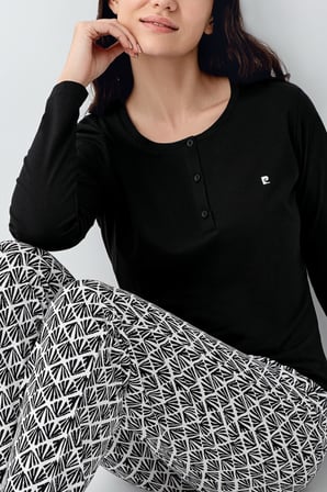 Kadın %50 Modal %50 Pamuklu Siyah Mevsimlik Düğmeli Yaka Pijama Takım, Cep Detaylı