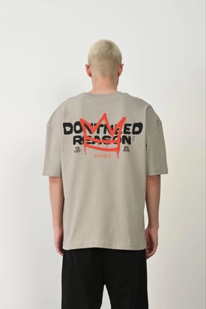 Erkek Baskılı T-Shirt Kısa Kol Bisiklet Yaka Rahat Kalıp Tişört  - Boyalı Gri