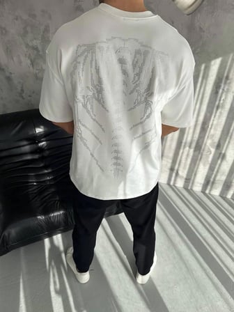 Unisex Taşlı Bisiklet Yaka T-Shirt - Beyaz