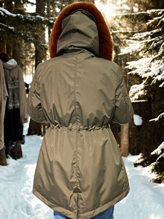 Kadın Su Geçirmez Kapüşonlu Mont - Haki