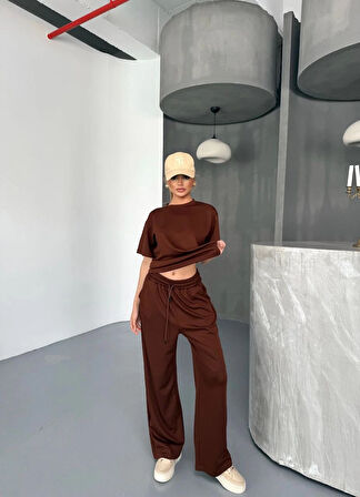 Osy Modal Yumuşak Dokulu Kumaş Kısa Kollu Bluz Rahat Pantalon ikili Takım- Kahverengi