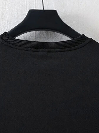 Ben Şişman Değilim Tanrı Bana Hava Yastığı Verdi Çünkü Ben Değerliyim Tişörtü - Siyah