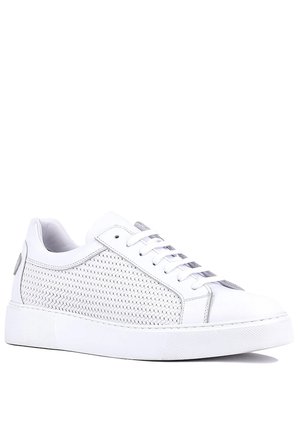 Shoetyle - Hakiki Deri Beyaz Renk Erkek Sneaker - 250-1300