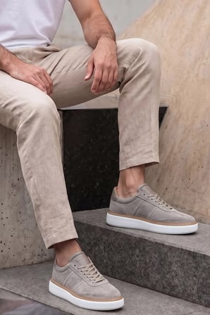 Shoetyle - Hakiki Süet Deri Bej Rengi Bağcıklı Günlük Erkek Ayakkabı - 250-3001