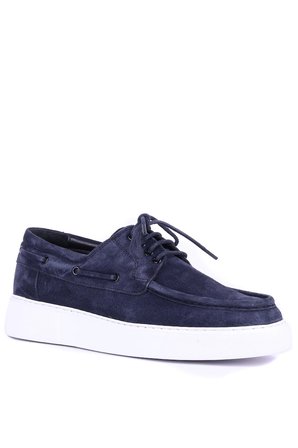 Shoetyle - Hakiki Süet Deri Lacivert Renk Günlük Erkek Ayakkabı - 115-K512-1065 