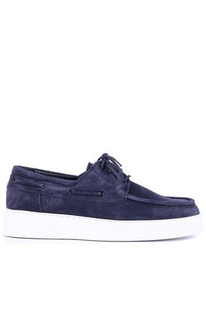 Shoetyle - Hakiki Süet Deri Lacivert Renk Günlük Erkek Ayakkabı - 115-K512-1065 