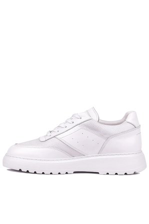 Shoetyle - Hakiki Deri Beyaz Renk Günlük Erkek Sneaker - 115-K643 