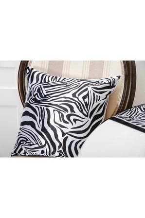 Zebra Baskılı Kumaş Siyaha Beyaz Kırlent Kılıfı 45x45 İkili 1434