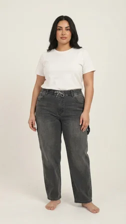 Büyük Beden Beli Lastikli Cepli Likralı Denim Mom Kesim Kadın Pantolon