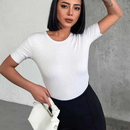 Rahat Ve Şık Kısa Kollu Bisiklet Yaka Likralı Viskon Penye Body Beyaz