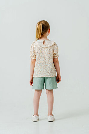 Çiçek Nakışlı Şortlu Kız Bebek Müslin Takım 3814