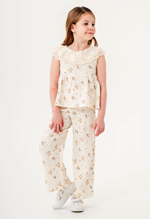 Dantel Yakalı Kız Çocuk Müslin Takım 3831