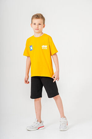 Sırtı Baskılı Şortlu Erkek Çocuk Takım 051