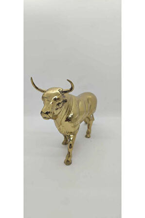 Pirinç Boğa Heykeli