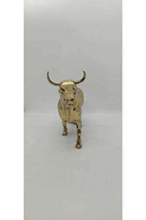 Pirinç Boğa Heykeli